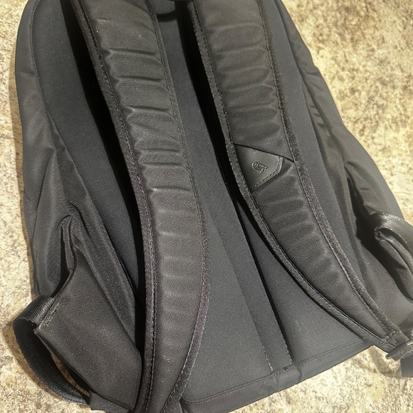 Bellroy Classic Backpack - Picture 3 of 5